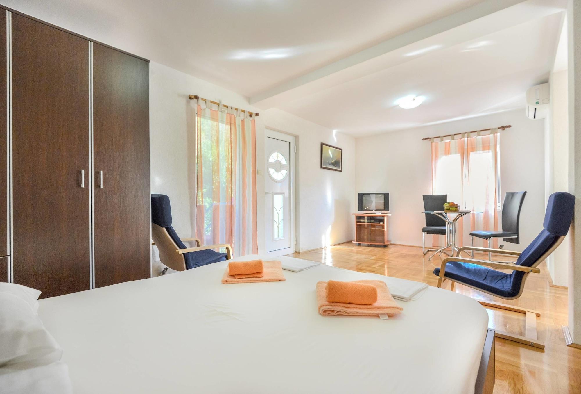 Apartments Ivardic โกตอร์ ภายนอก รูปภาพ