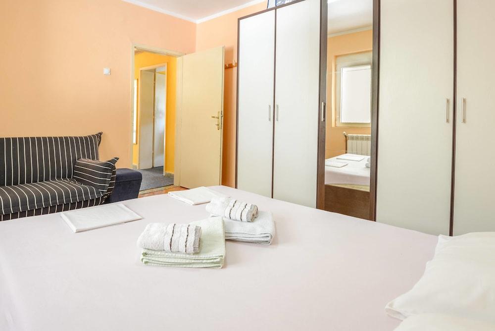 Apartments Ivardic โกตอร์ ภายนอก รูปภาพ